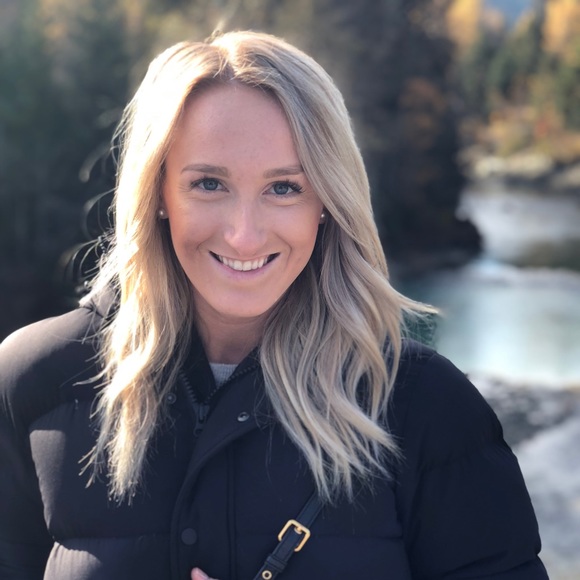 Meet your Posher, Kelly - Picture 1 of 1